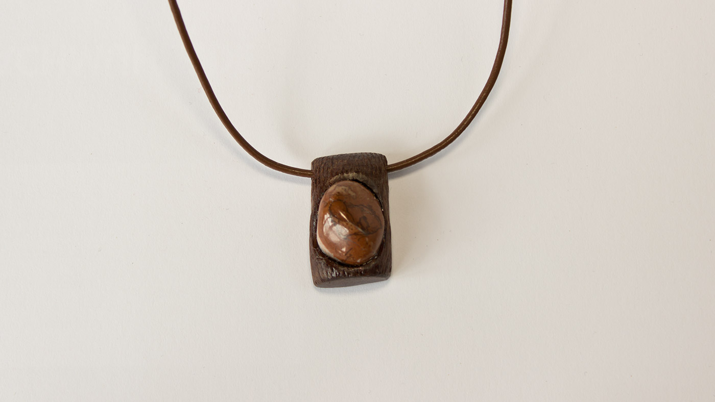 Anhänger Zirbenholz/Stein