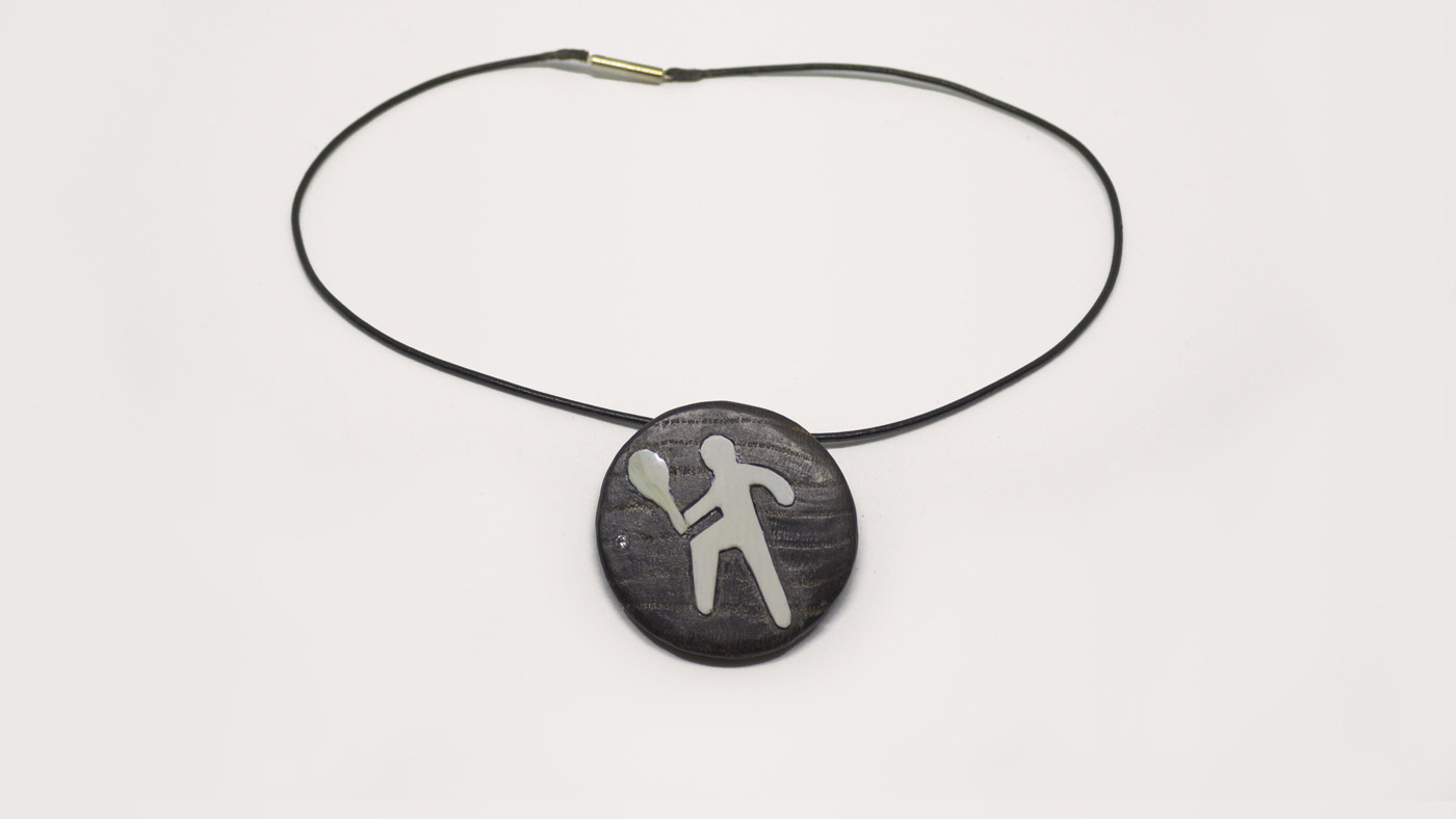 234 Anhänger Mooreiche, Elfenbein, Brillis